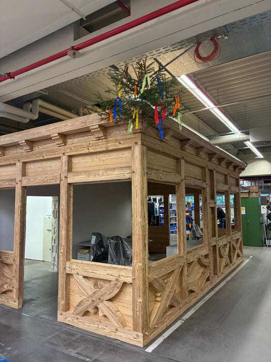 Projektbericht von Mafell: Neubau vom Meisterbüros in traditioneller Holzbauweise mit X-fix C 45-65-x